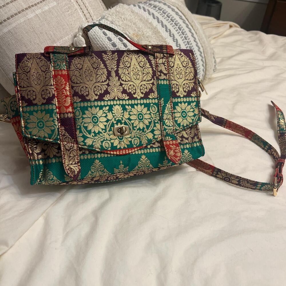 Green Geometric Crossbody Bag with Leather Accents